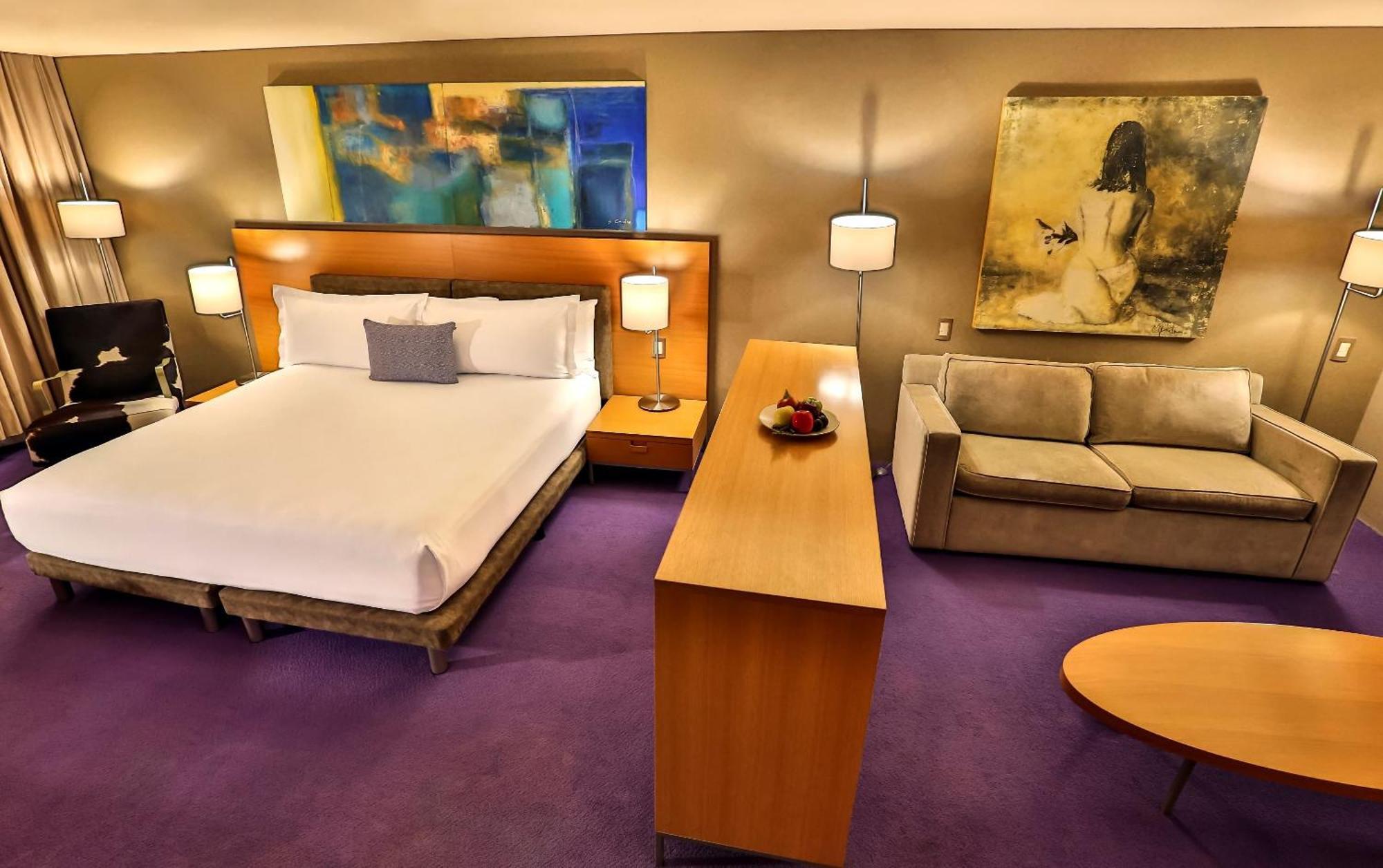 Hotel Camino Real Santa Fe Ciudad de México Exteriér fotografie A suite at the W Hotel in San Francisco
